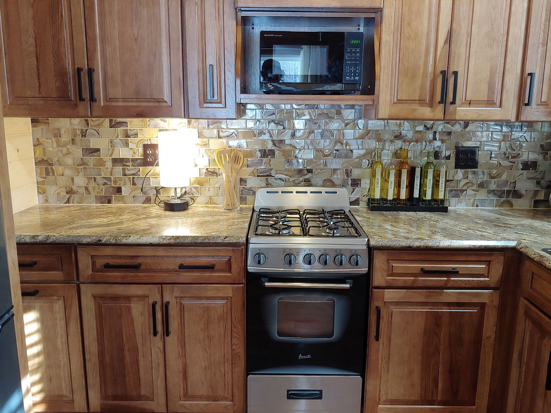 Kitchen backsplash