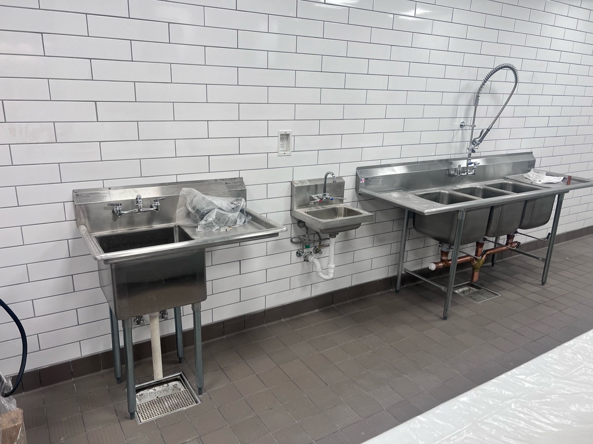 Stainless steel sink installation