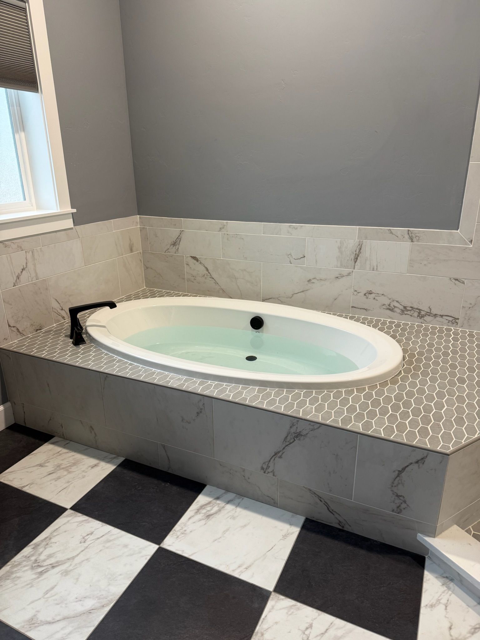 Bathtub in the bathroom