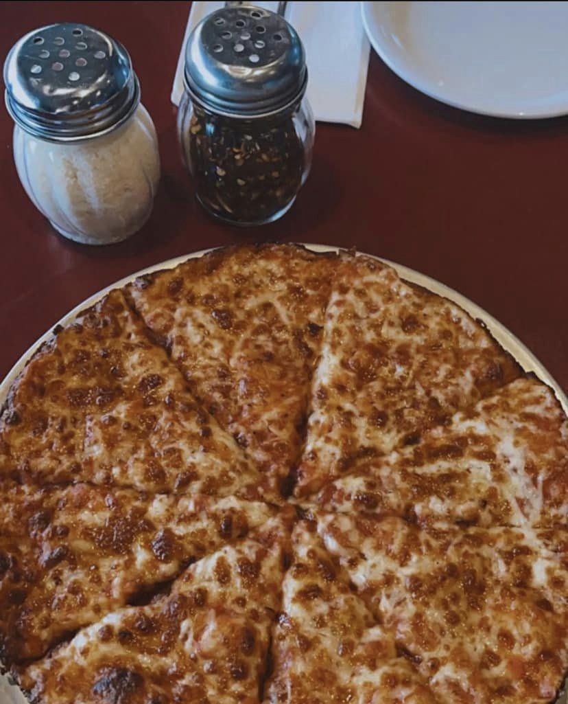 Pizza Restaurant Emma's Pub & Pizza Bridgewater, MA
