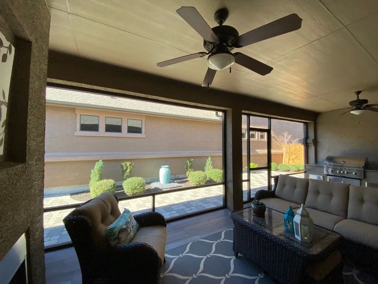 A picture of an image holder on a white background.