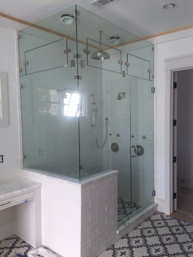 United Mirror and Glass photo gallery