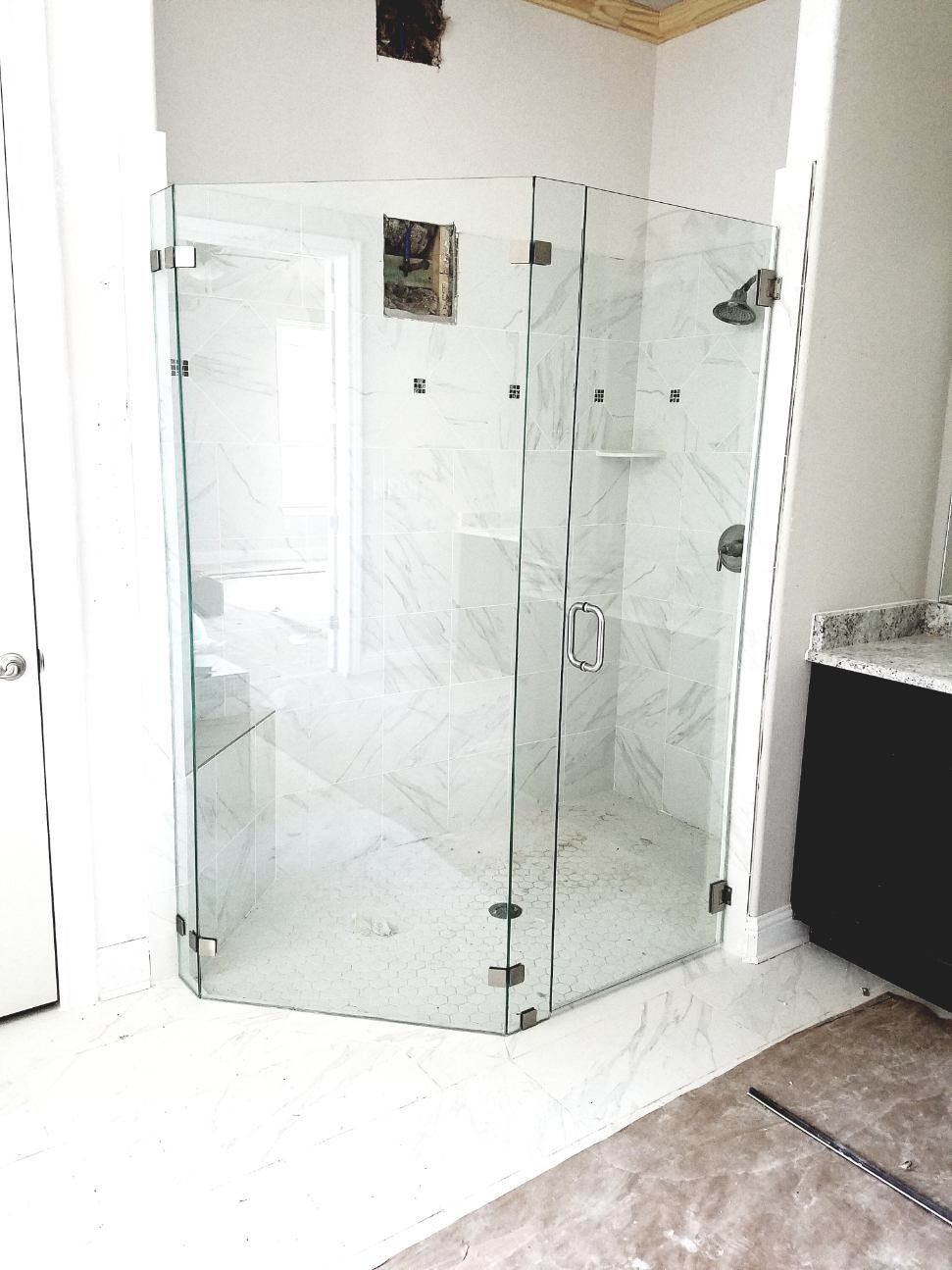 United Mirror and Glass photo gallery