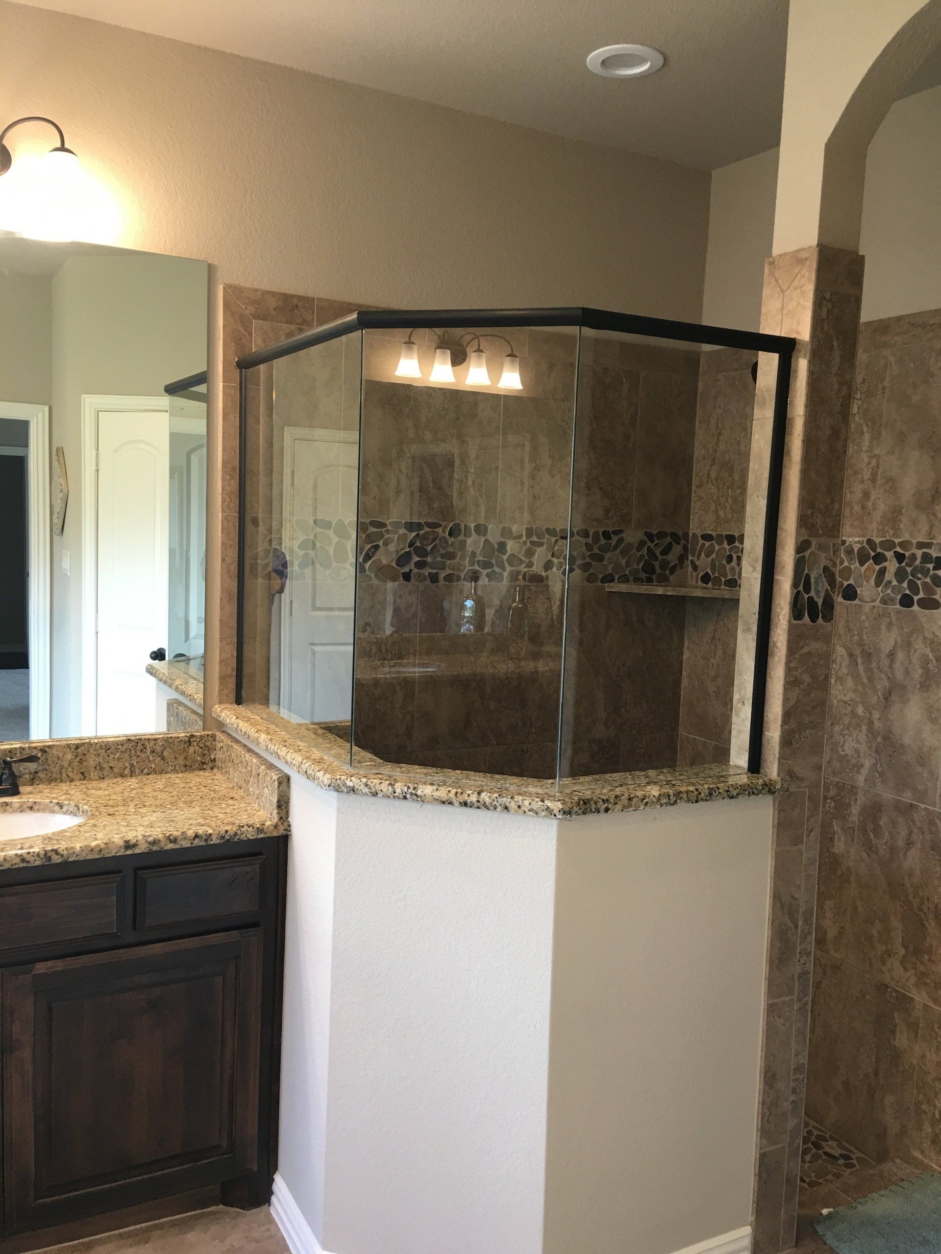 United Mirror and Glass photo gallery