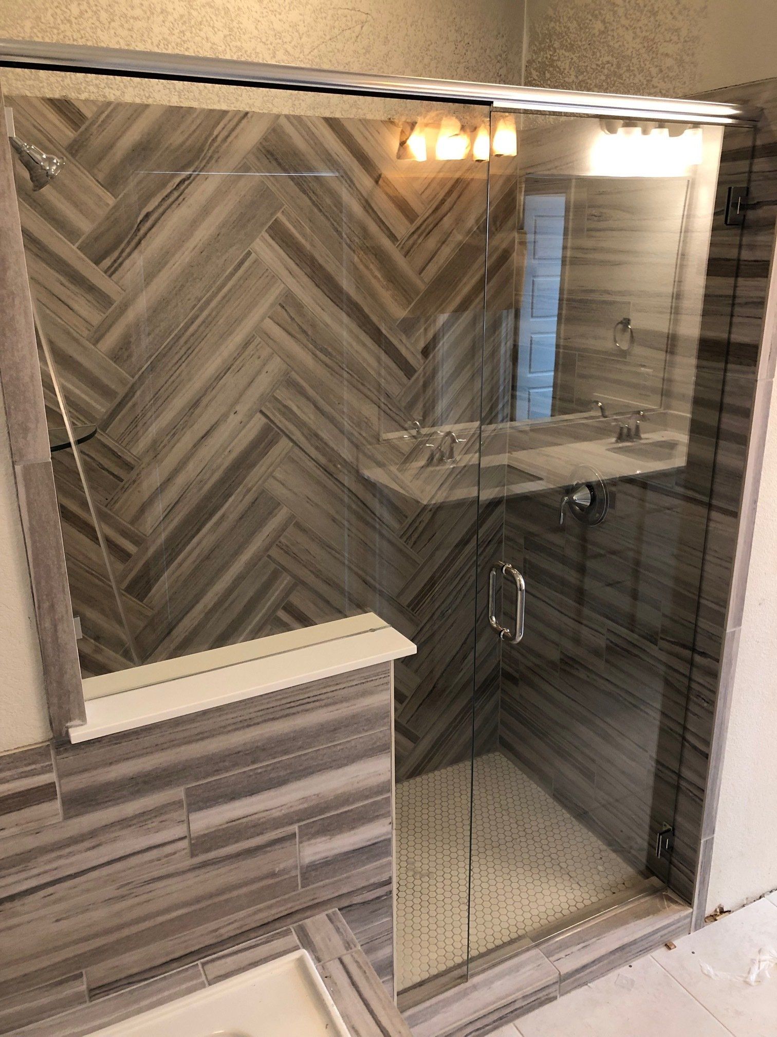 United Mirror and Glass photo gallery