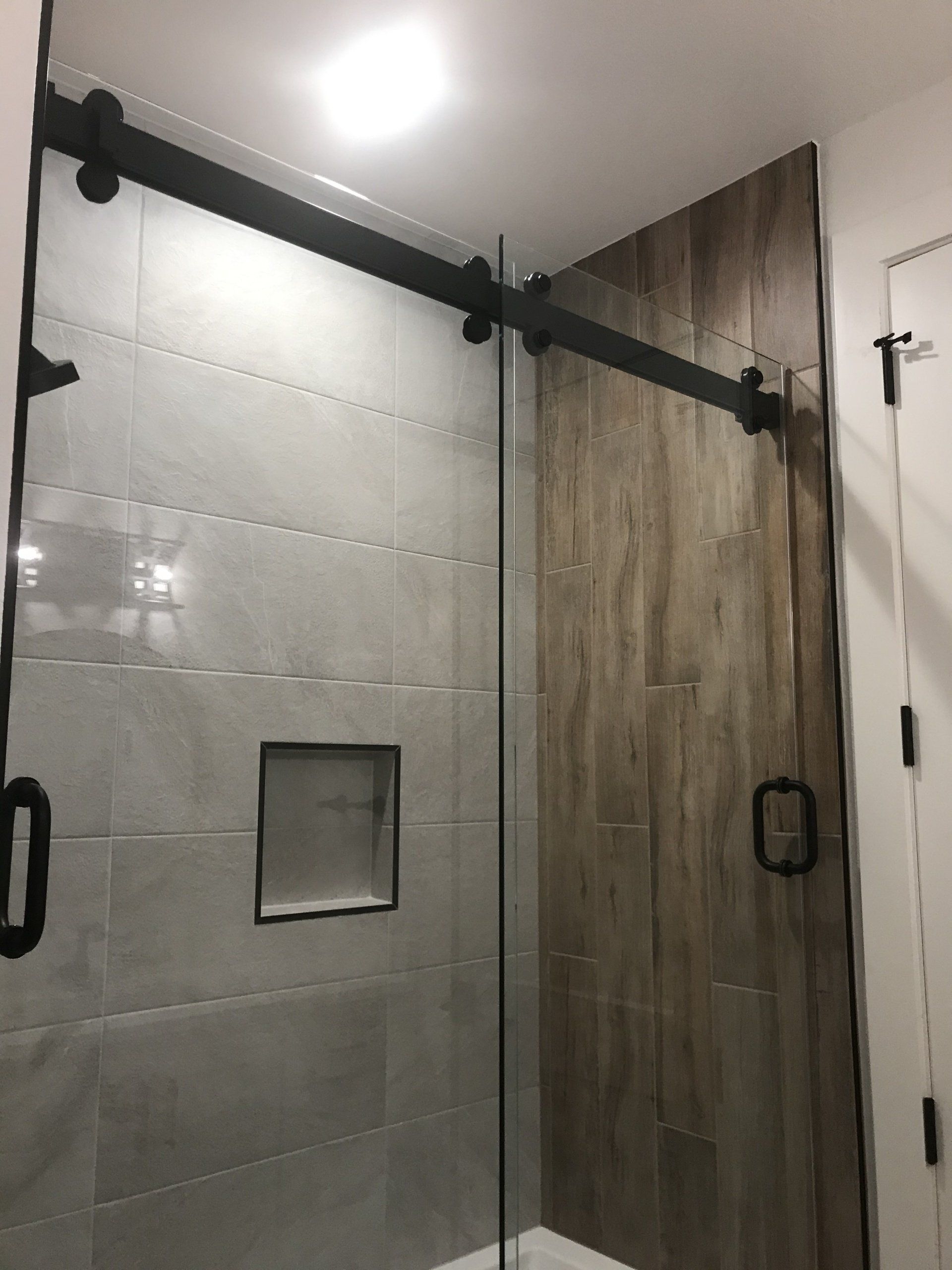 United Mirror and Glass photo gallery