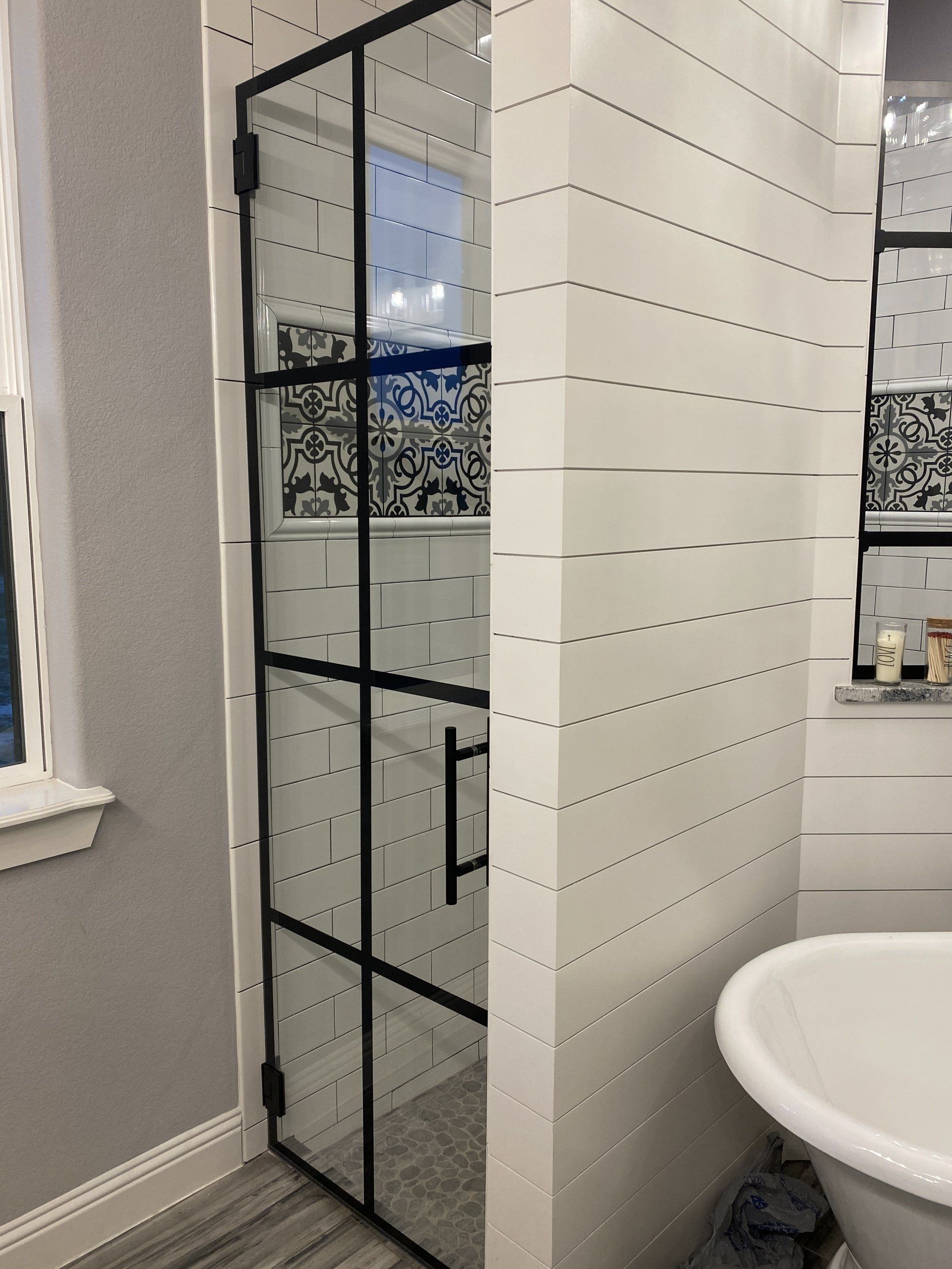 United Mirror and Glass photo gallery