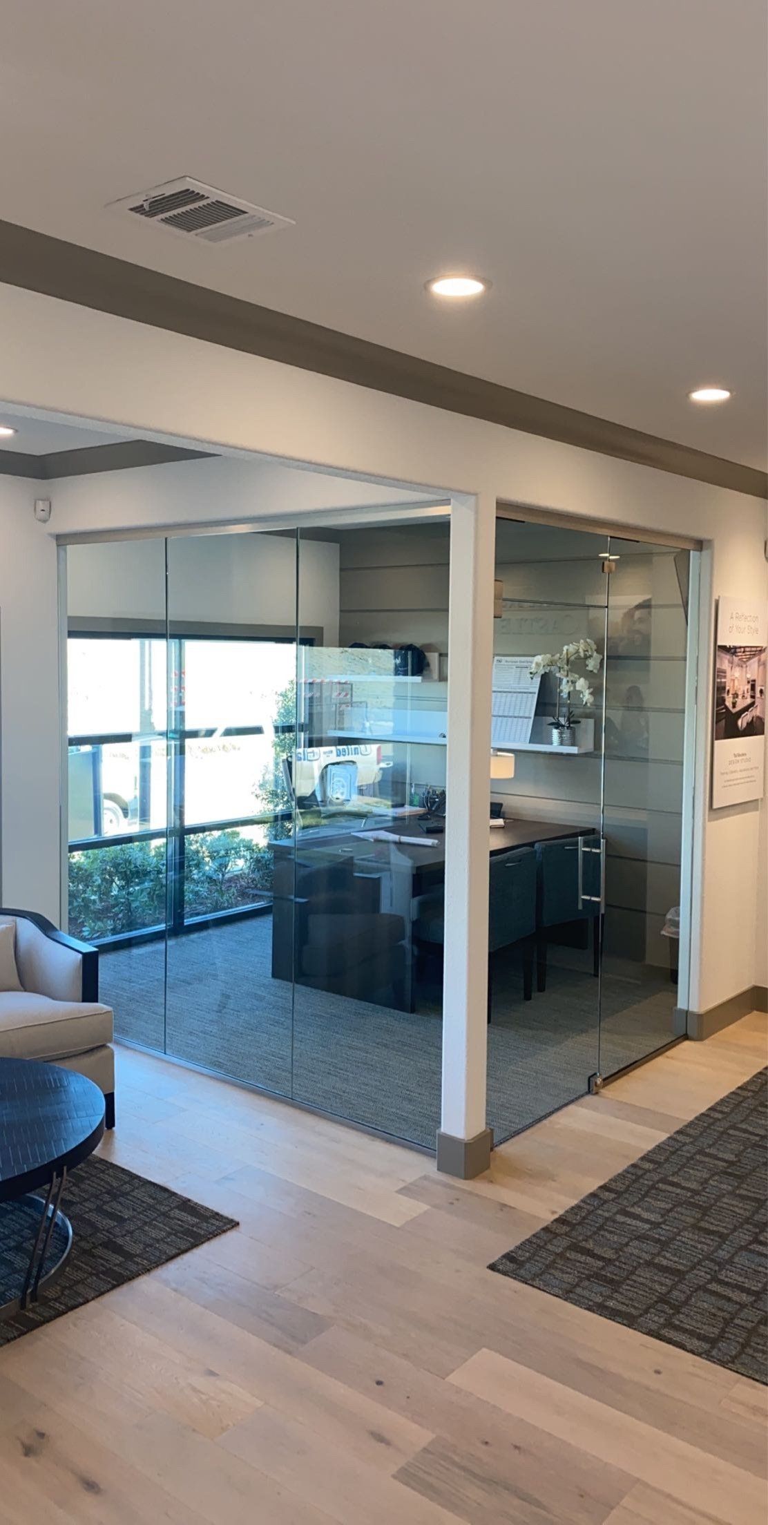 United Mirror and Glass photo gallery