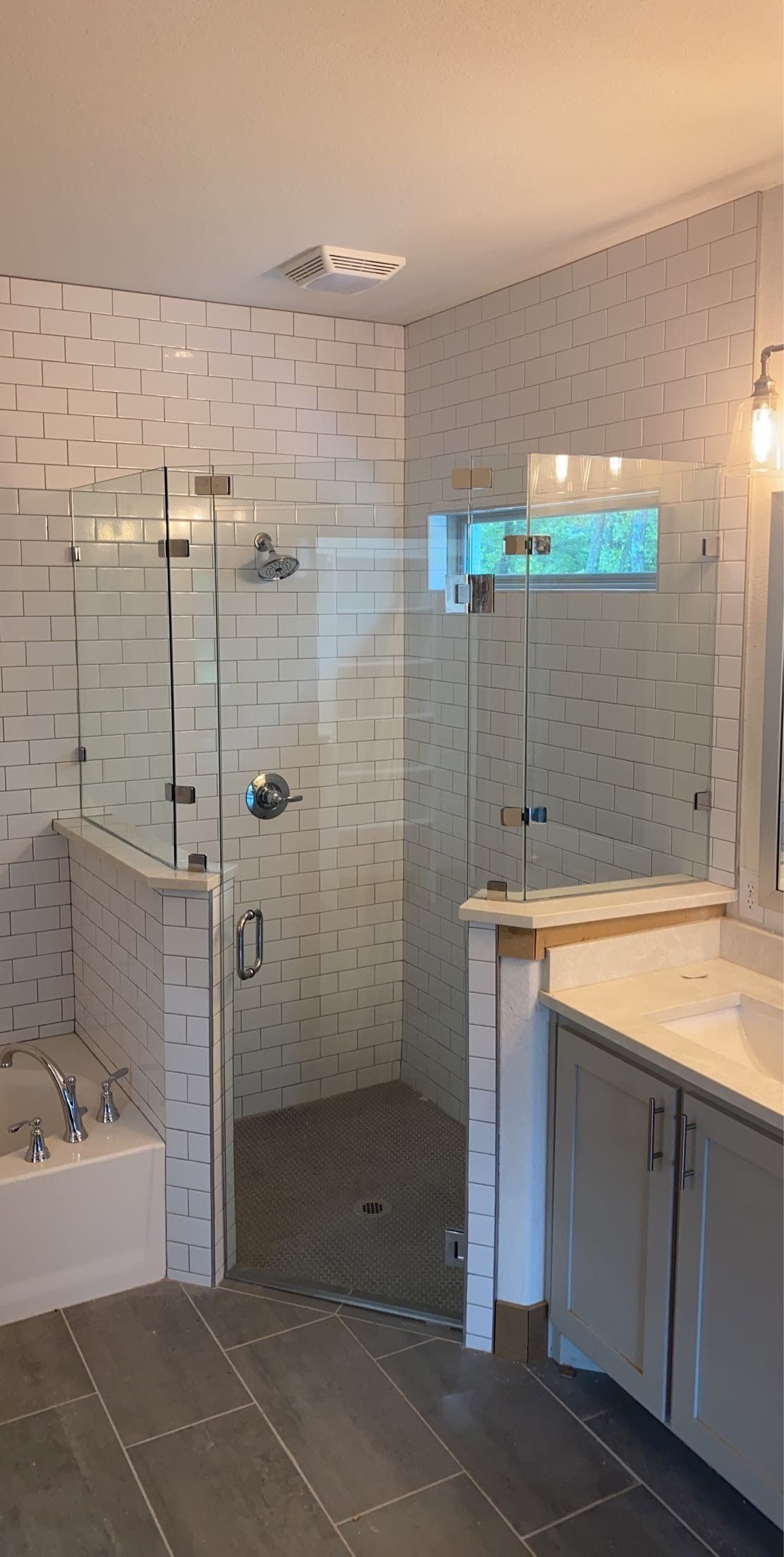 United Mirror and Glass photo gallery