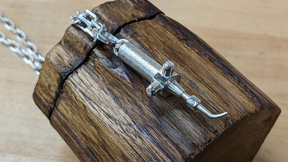 Custom ring