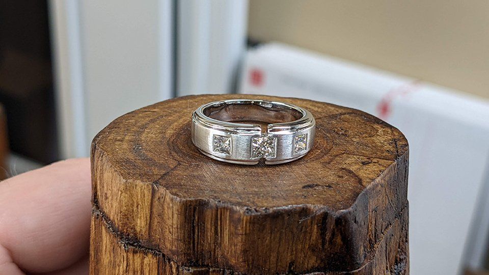 Custom ring