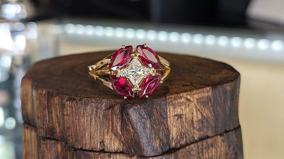 Custom ring