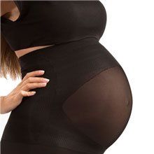 pregnant woman wearing hosiery