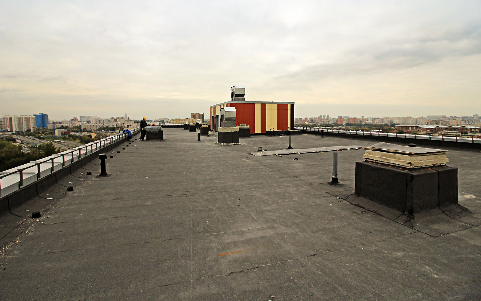 Commercial roof