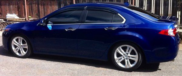 A car with the tinted glass
