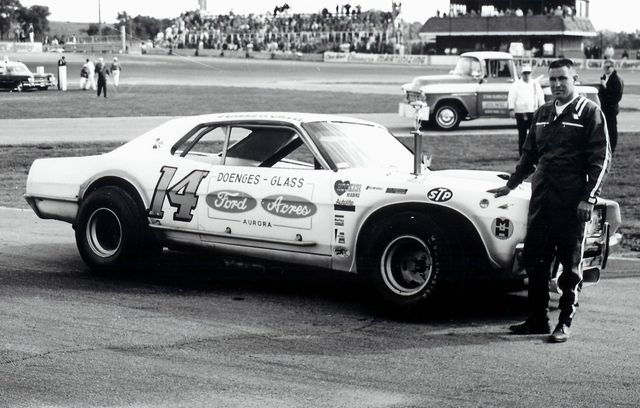 What Is Short Track Racing