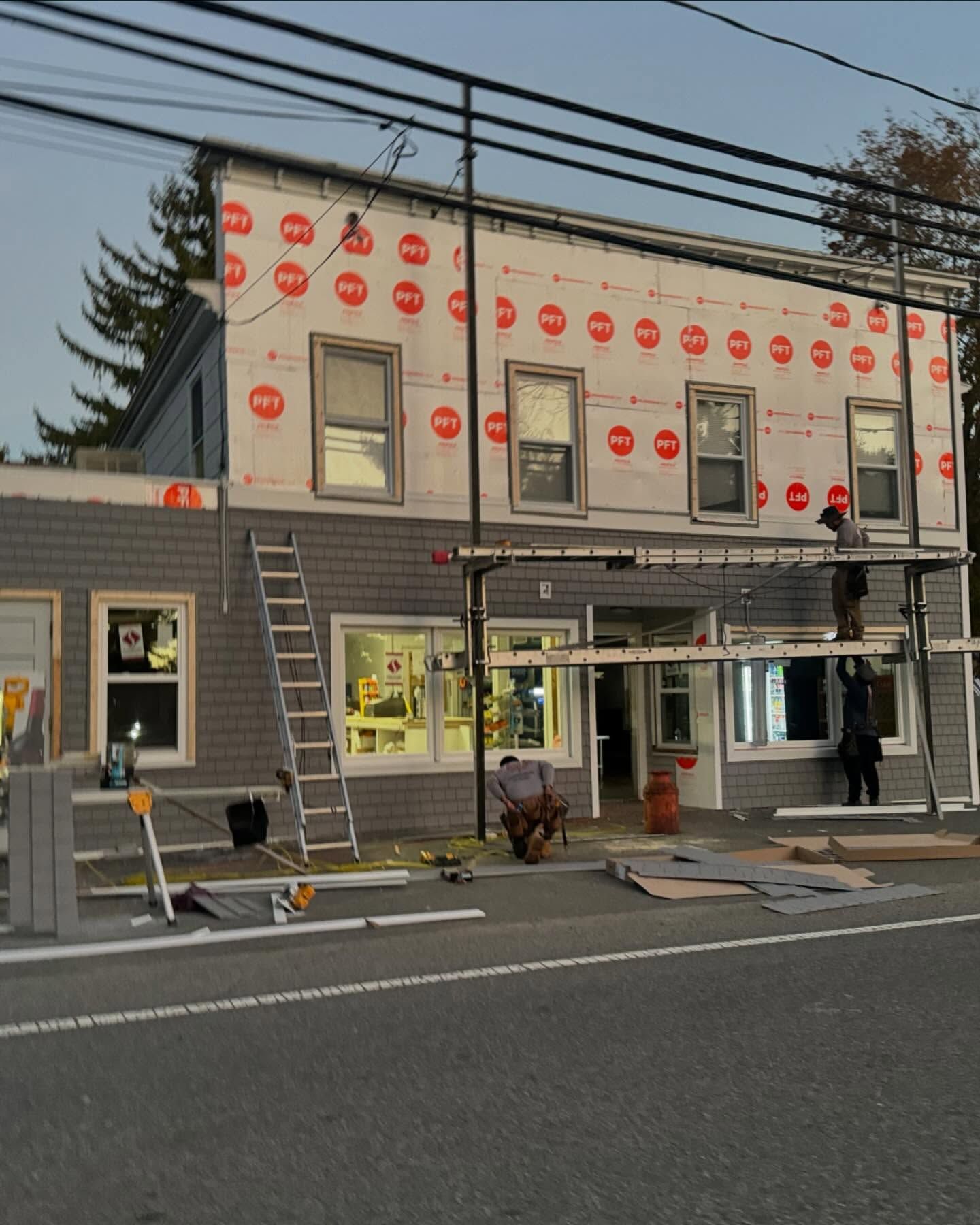 Home Siding Professional, Fiber Cement, Vinyl, Cedar Wood