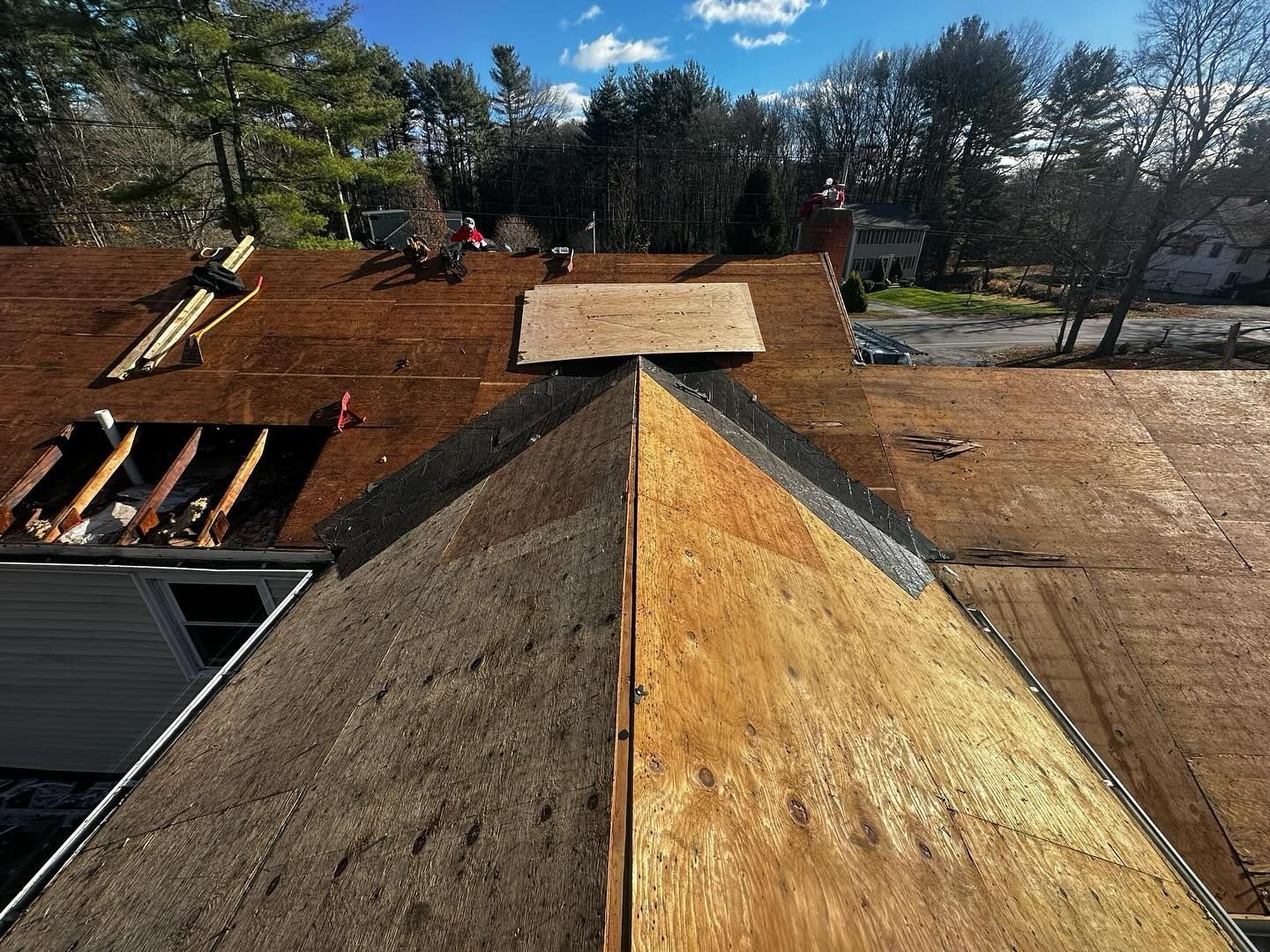 Roof replacement, repair and installations in Massachusetts