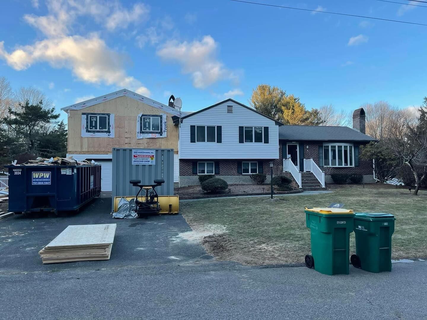 Home Siding Professional, Fiber Cement, Vinyl, Cedar Wood