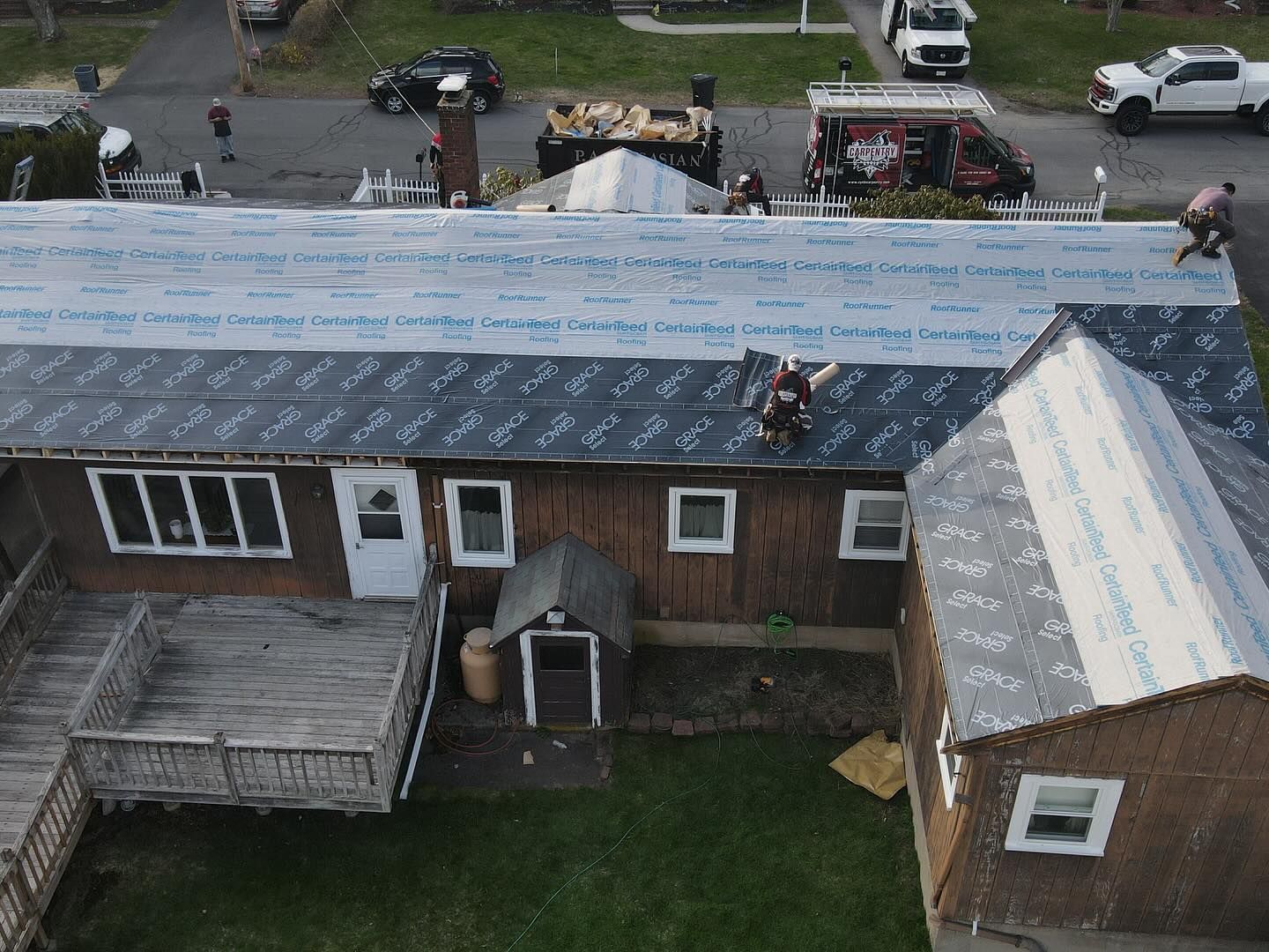 Roof replacement, repair and installations in Massachusetts