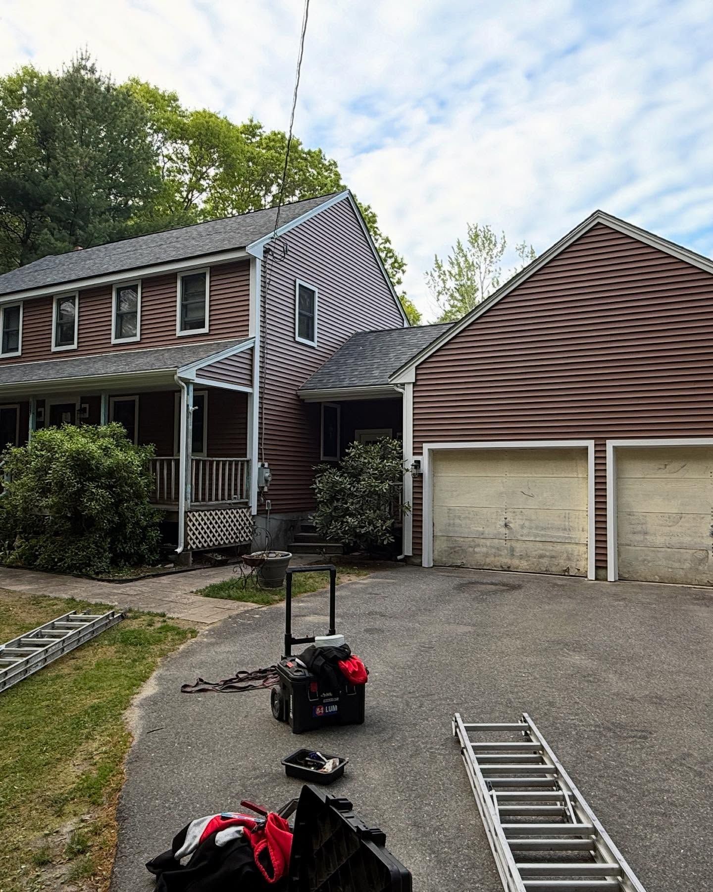 Roofing, Siding, and Gutters in Walpole, MA