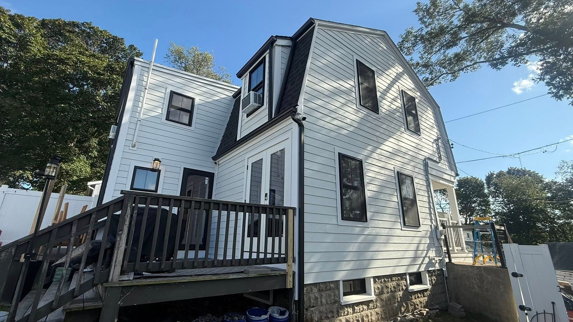 Siding Contractor Weymouth, MA