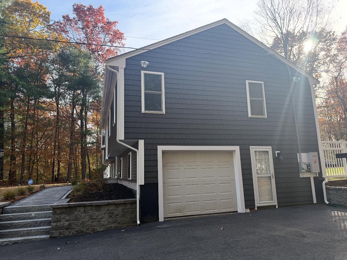 Monogram Siding Installation Hanover, MA