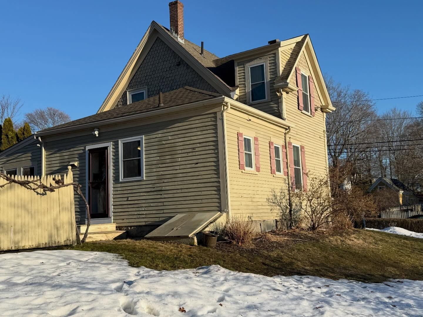 Siding Contractor in Weymouth, MA