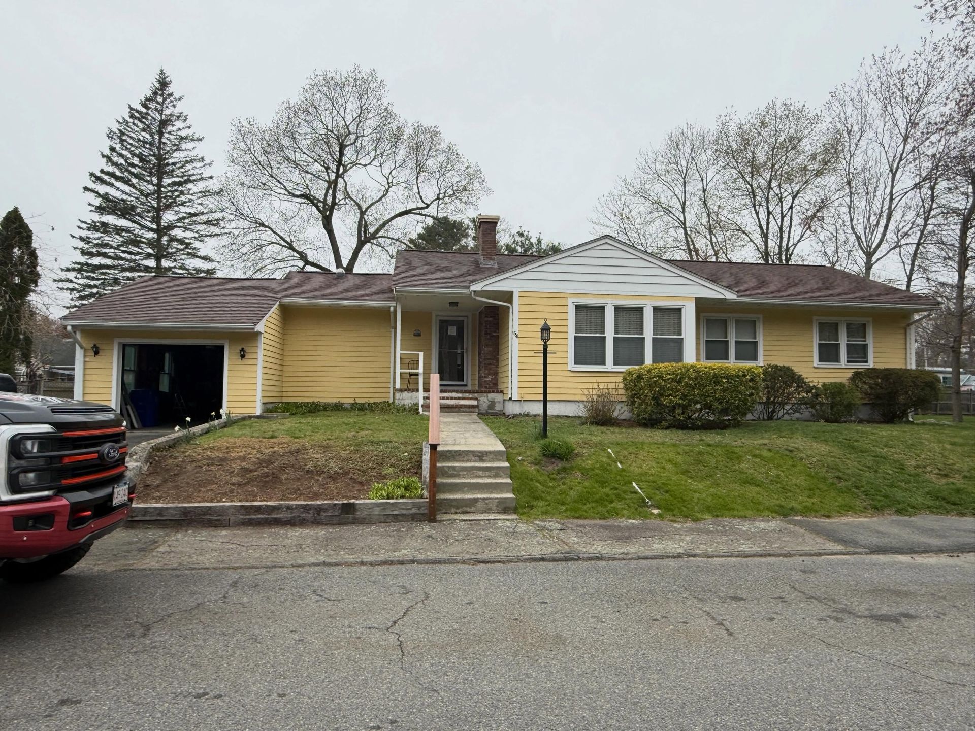 Roofing Contractor in Holbrook, MA