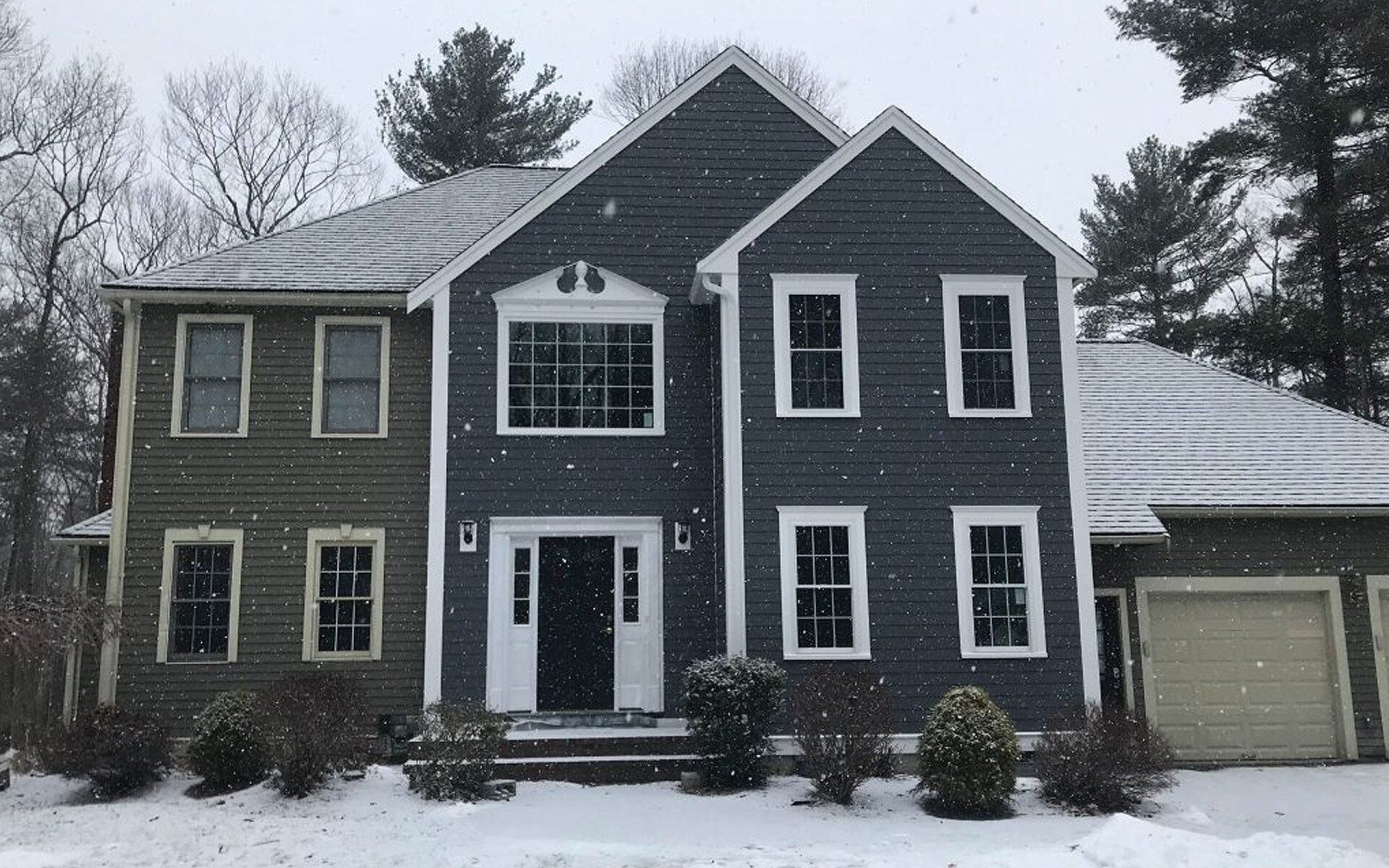 Licensed Roofers, Siding and Gutter Experts in Dighton, MA