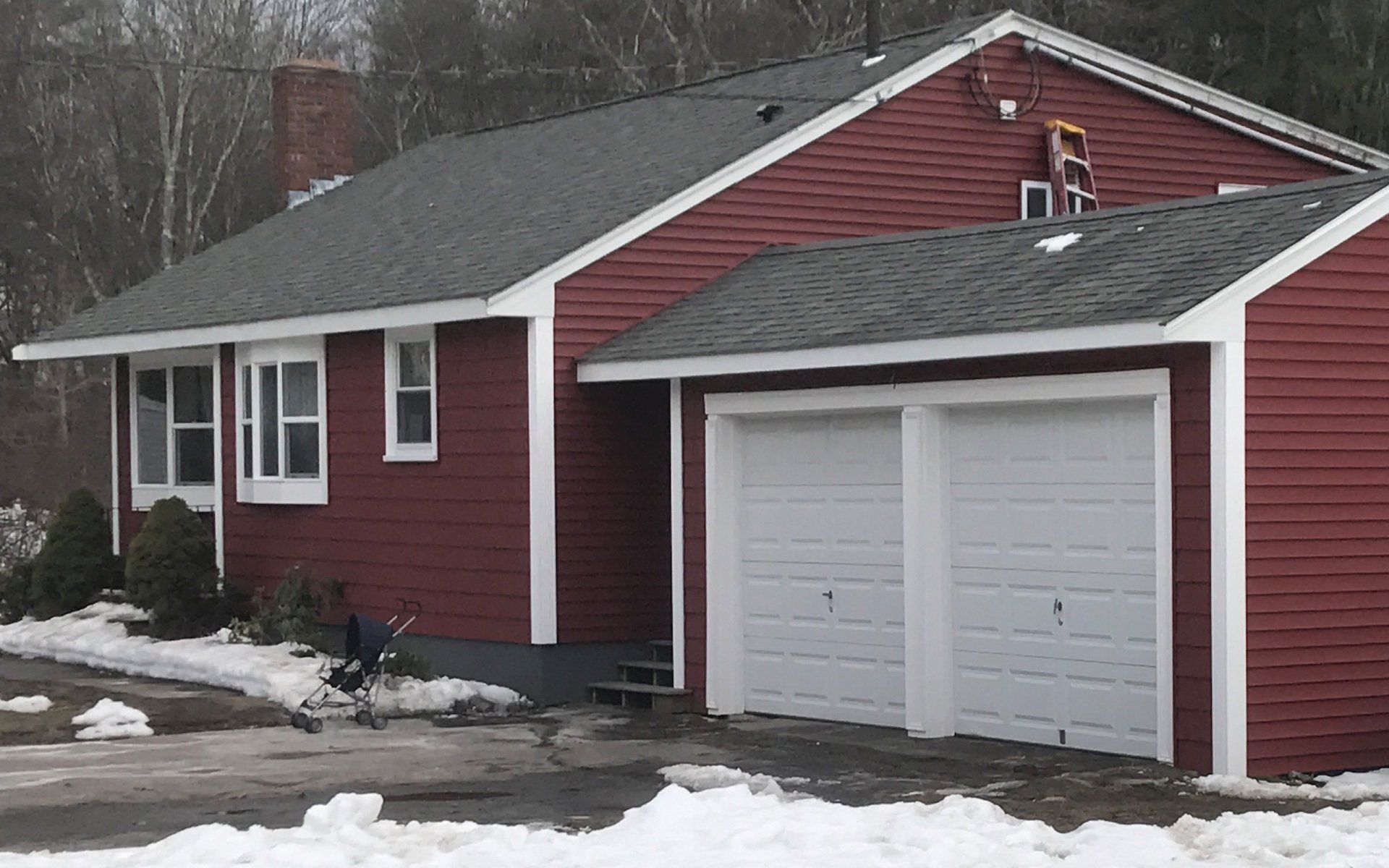 Roofing Contract - Siding Contractor Taunton, MA