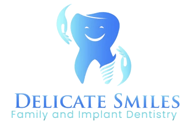 Delicate Smiles - Logo