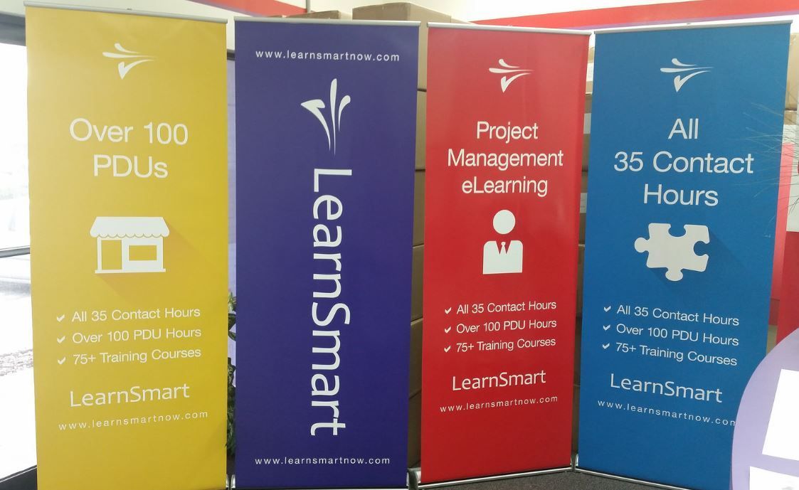 A sign that says learnsmart on it