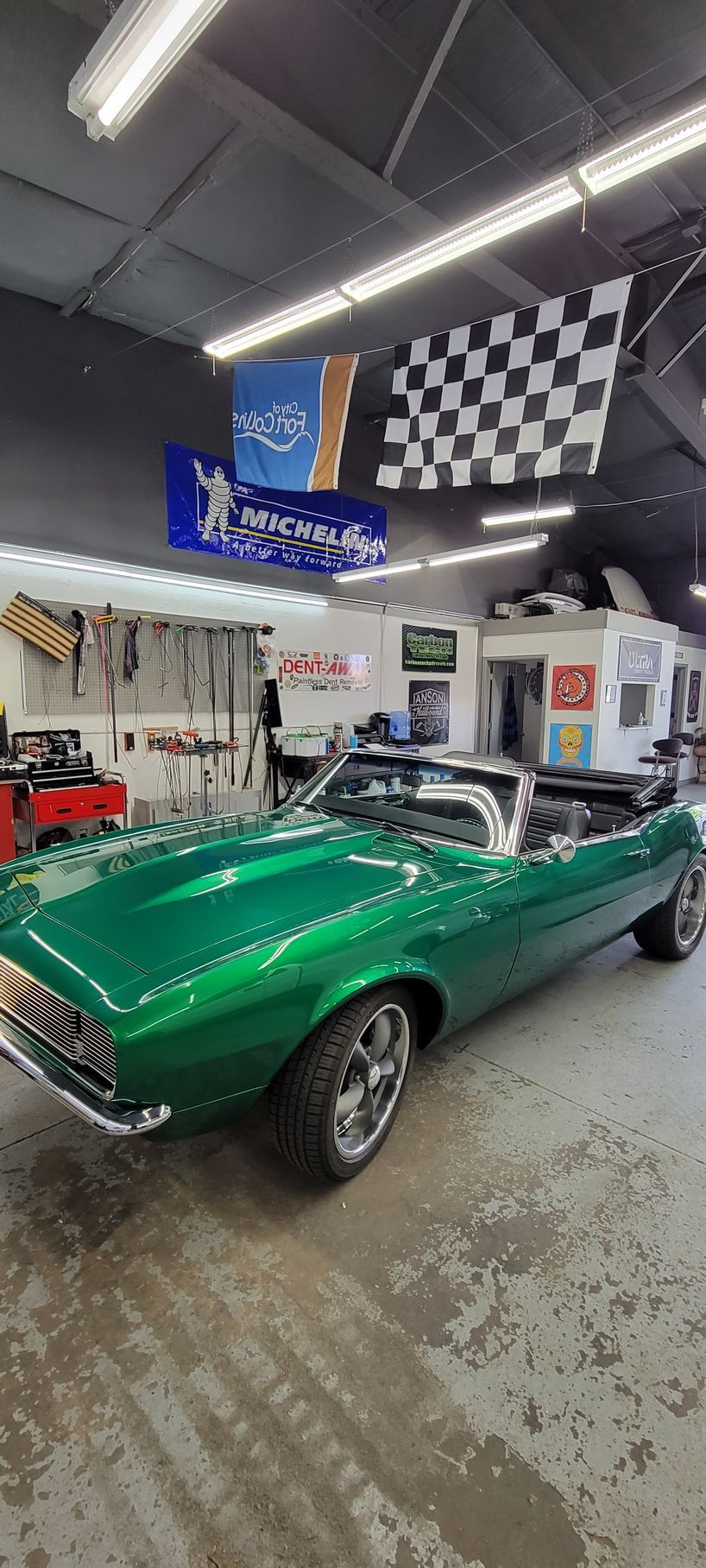 green car repainting