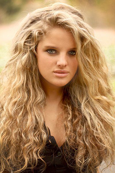 Hair style | Headlines Salon 11009 Manklin Meadows Ln  Berlin, MD 21811 Tel: 410-208-0300