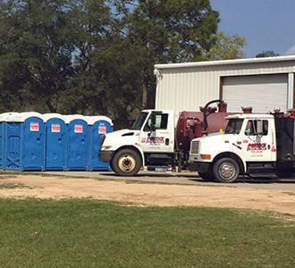Portable toilets, Septic tank trucks