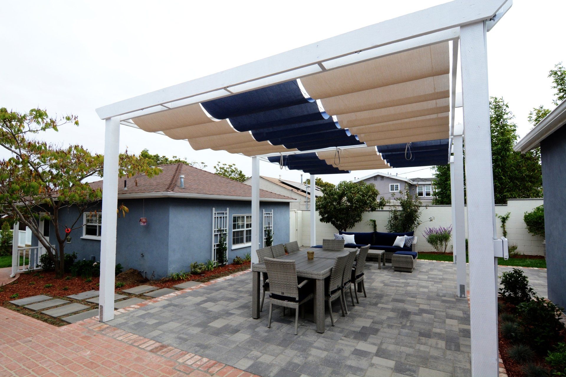 Custom Fencing Decks and Pergolas