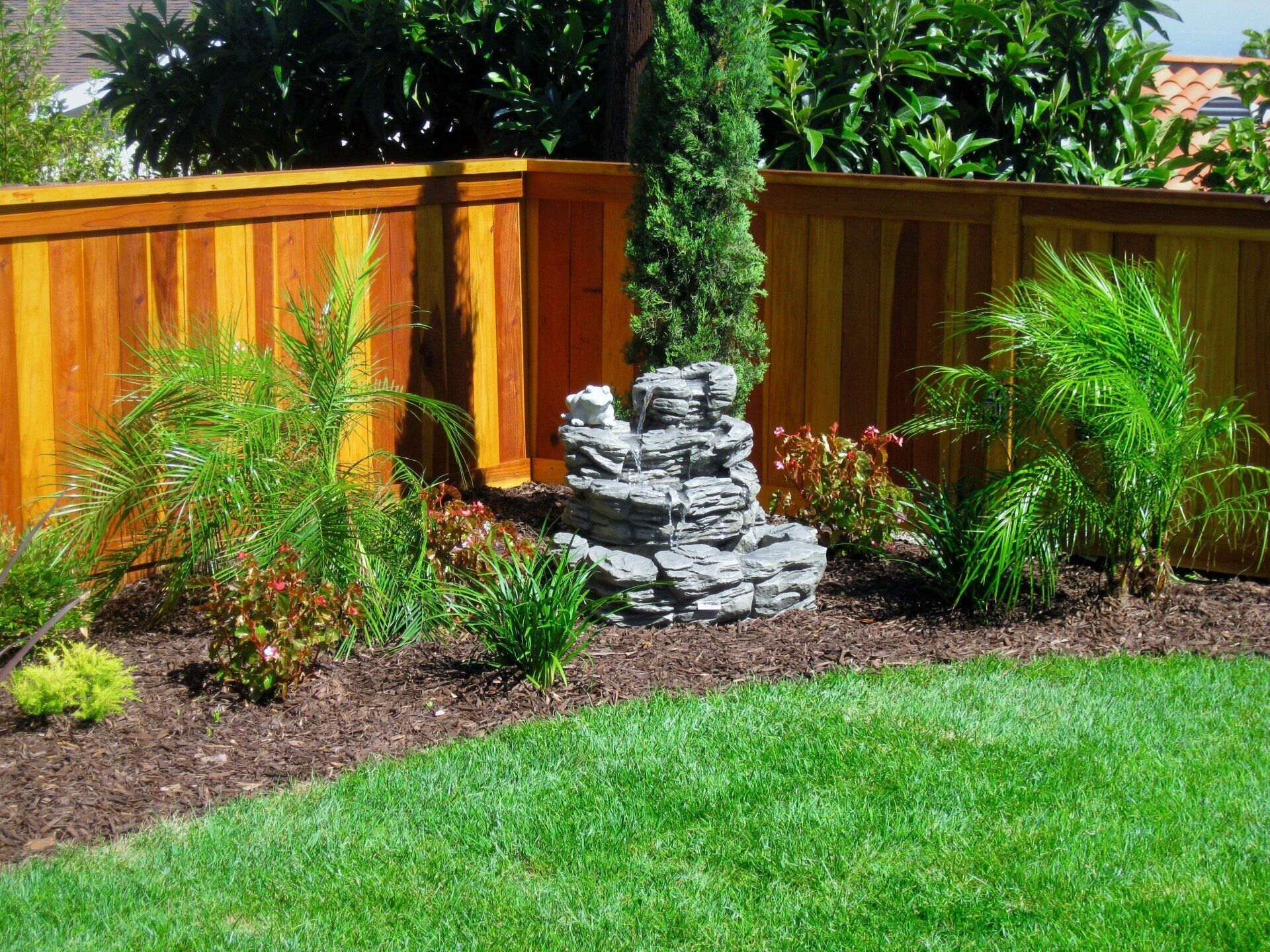 Custom Fencing Decks and Pergolas