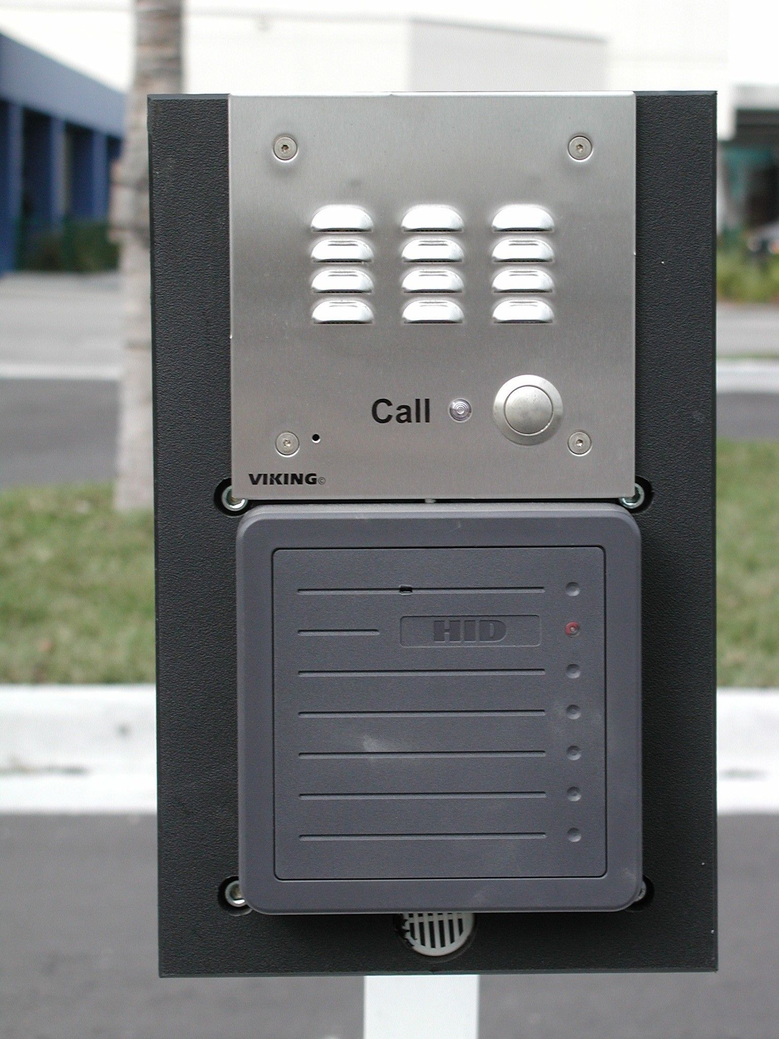 a telephone with the word call on it