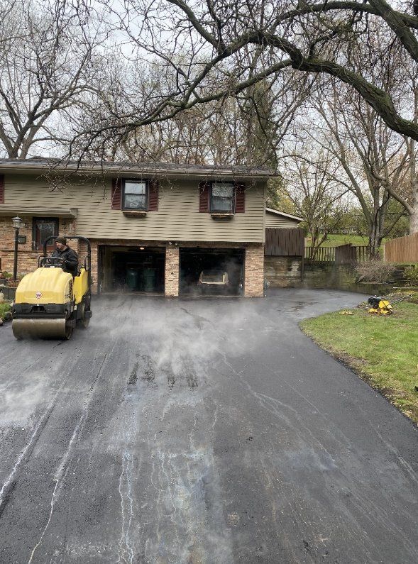 Asphalt paving service