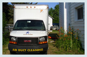 Air duct cleaning truck