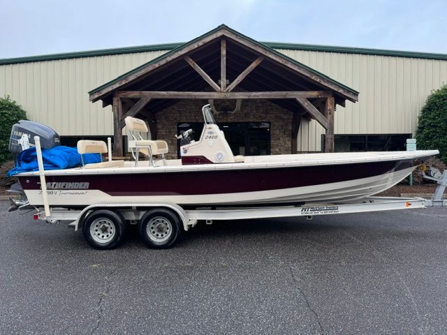 2009 Pathfinder 2400 V Tournament Edition w/ Yamaha 250; $33,900