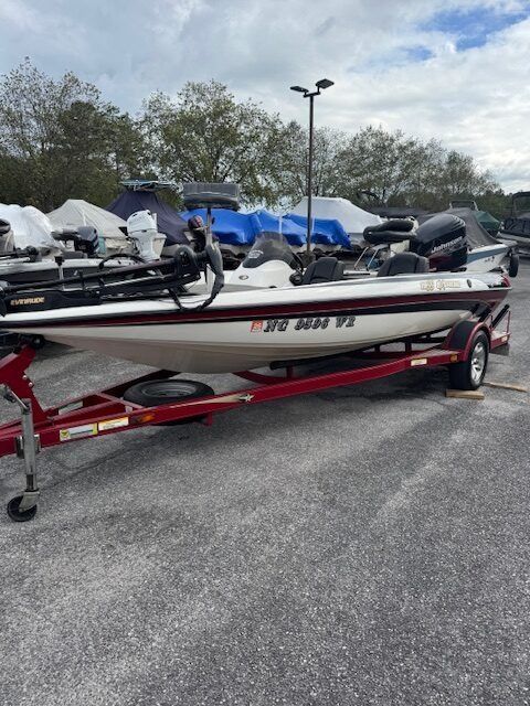 2023 Sea Chaser 24 HFC w/Twin Merc F150s