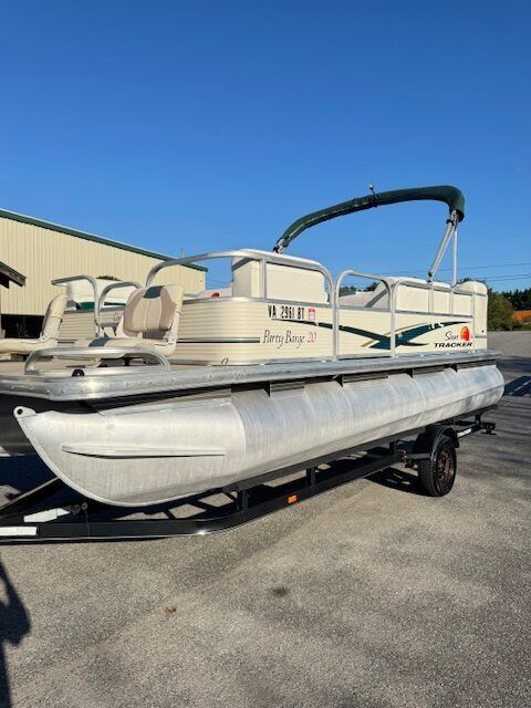 2023 Sea Chaser 24 HFC w/Twin Merc F150s