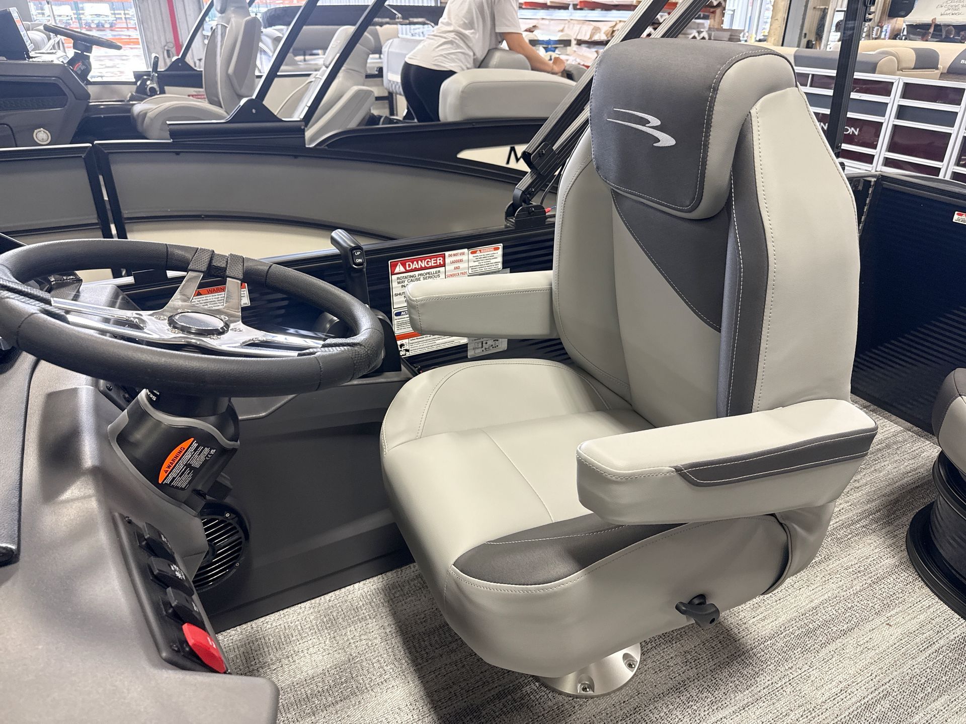 2026 Bennington 22SSB