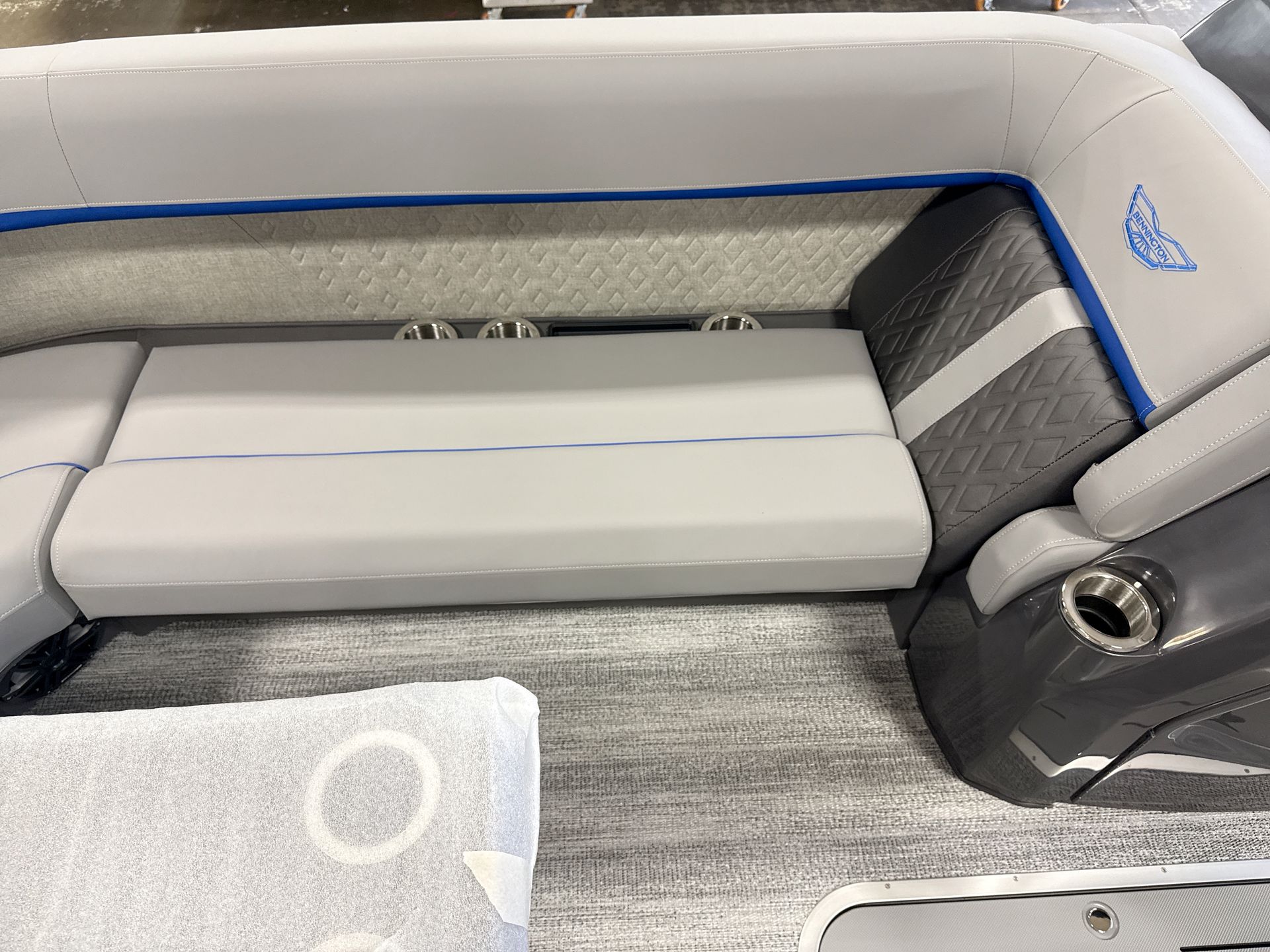 2026 Bennington 24 MSB