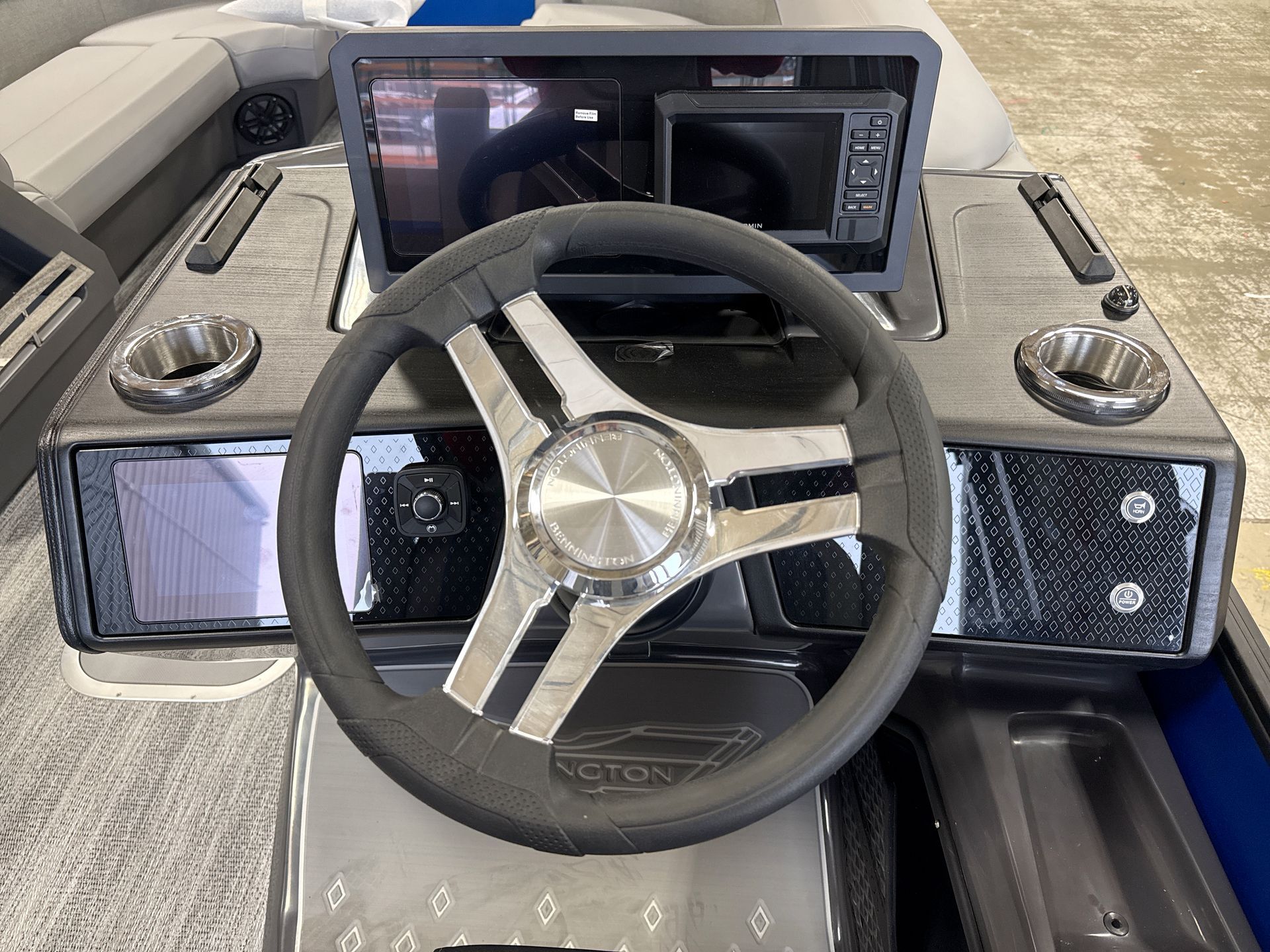 2026 Bennington 24 MSB