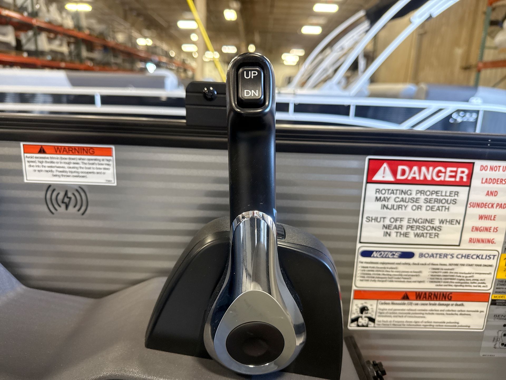 2026 Bennington 22 S1 Stern Radius