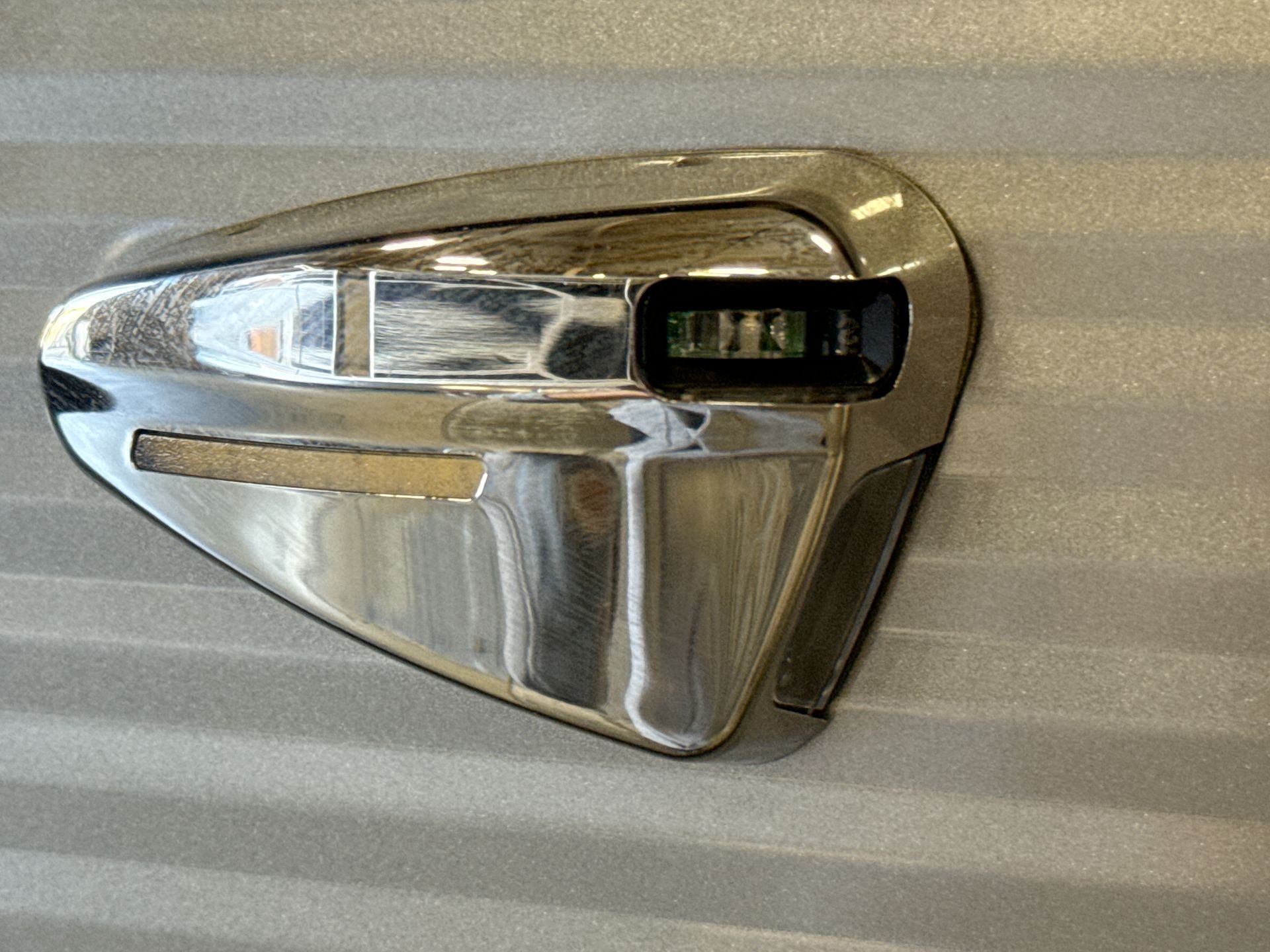 2026 Bennington 22 S1 Stern Radius