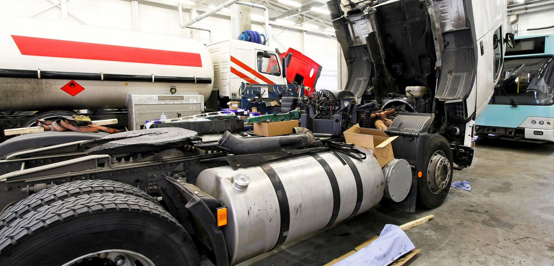 Trailer truck repair